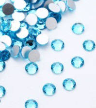 Стразы стекло (голубой) - полный аналог SWAROVSKI ELEMENTS.Размер ss4 - 1,6 мм. 1440 шт